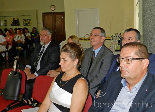 85 éves kórházunk szülészeti osztálya 32